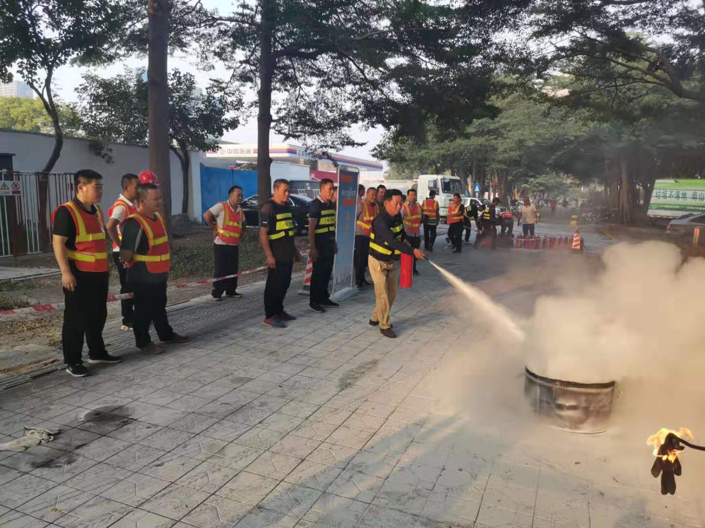 “安全第一，预防为主”之消防安全演练