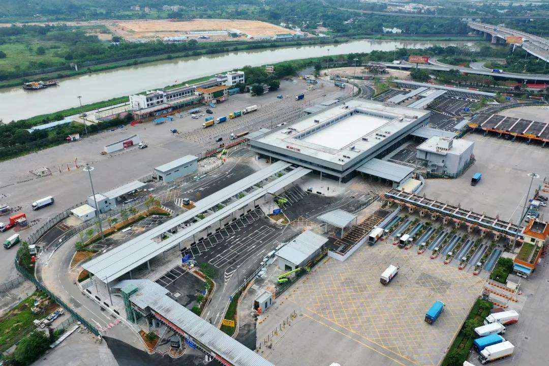 喜讯 | 丝瓜视频入口在线播放环境中标“深圳市口岸管理服务中心有限公司皇岗口岸监管区单体楼宇2020、2021年度卫生保洁服务项目”