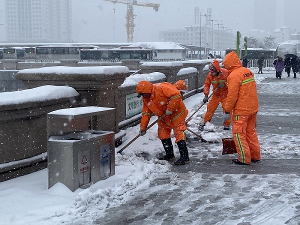 项目动态 | 以雪为令！丝瓜视频入口在线播放天津项目全力以赴做好除雪工作