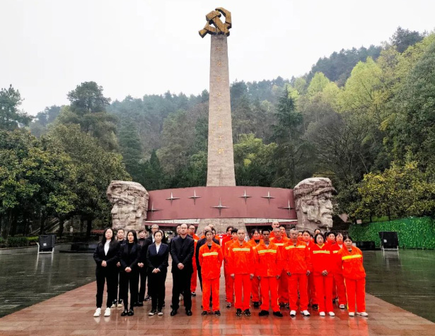 清明时节丨缅怀先烈，向英雄致敬